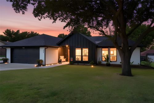 304 King Trl, Keller, TX, 76248-4928 | Card Image