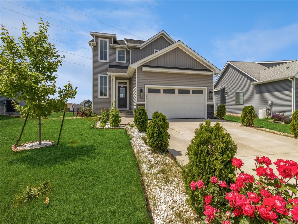 28th Ct, Altoona, IA 50009
