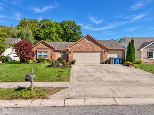 431 Blue Spring Dr, Indianapolis, IN, 46239-8880 | Card Image