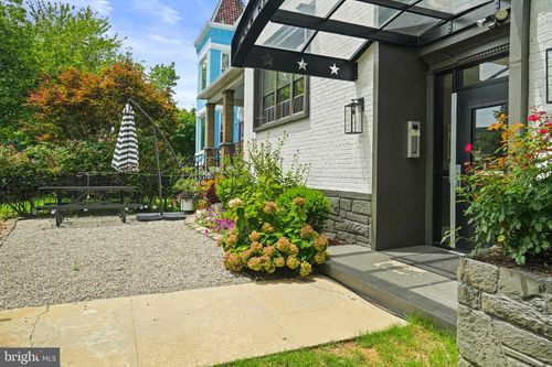 apt-303-3540 Rock Creek Church Rd Nw, WASHINGTON, DC, 20010-3603 | Card Image