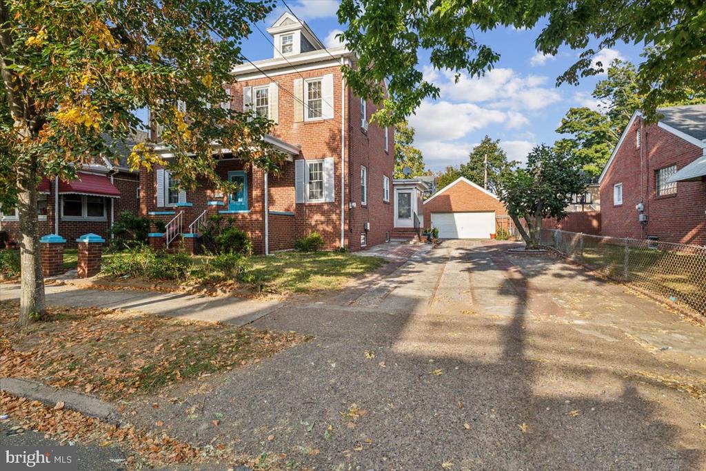 Revere Ave, Trenton, NJ 08629