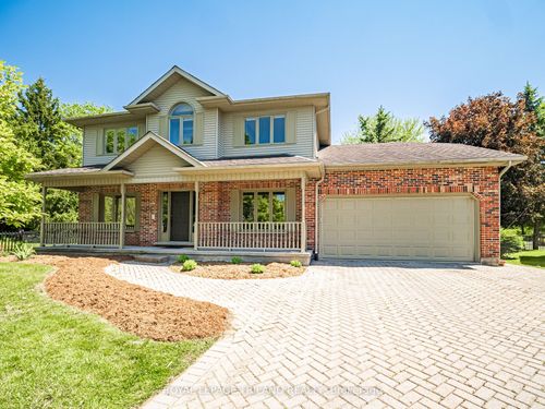18 Angus Court W, London North, ON, N5X3J4 | Card Image