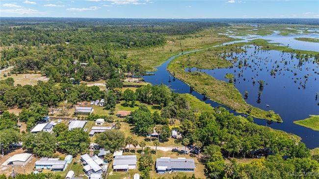 19171 Se 136 Th Ct, House other with 2 bedrooms, 2 bathrooms and 1 parking in DUNNELLON FL | Image 44