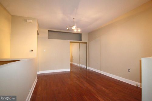 2-1309 S Warnock St, PHILADELPHIA, PA, 19147-5626 | Card Image