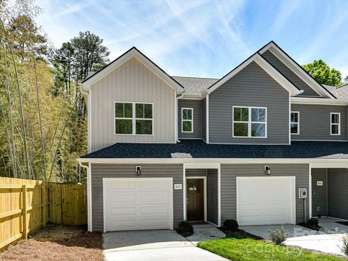 651 Stillgreen Ln, Charlotte, NC, 28214-1353 | Card Image