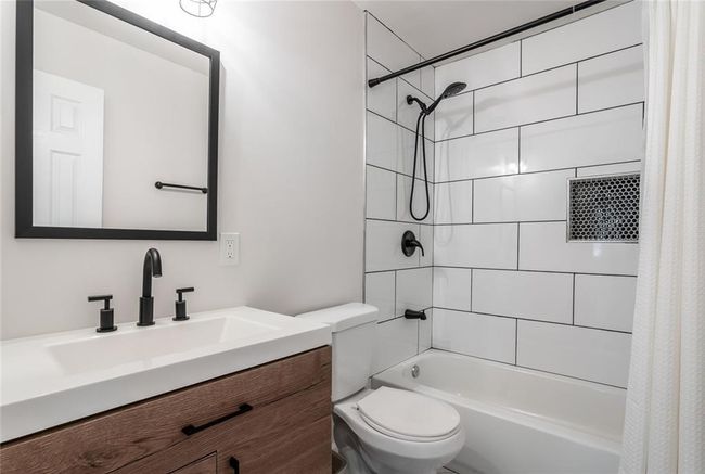 2189 Gordon Cir Se, House other with 4 bedrooms, 3 bathrooms and 2 parking in Smyrna GA | Image 26