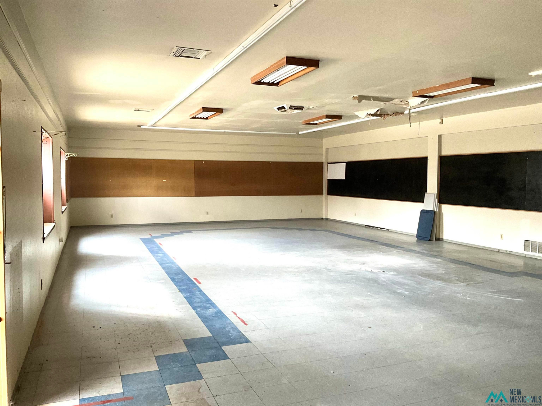 Commercial Sale in Gallup 4
