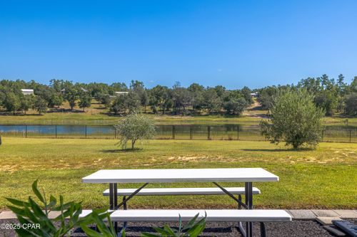 5192 Pine Ridge Dr, Chipley, FL, 32428-5573 | Card Image