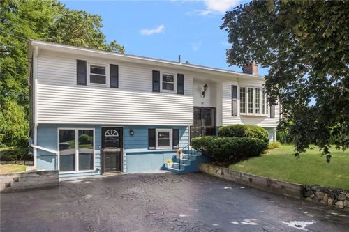 30 Birchwood Ln, West Warwick, RI, 02893-2350 | Card Image