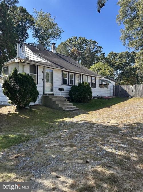 640 Hopewell Rd, Evesham, NJ, 08053-7003 | Card Image