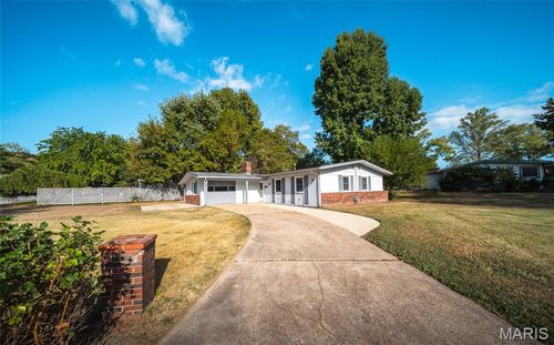 58 Johnson Dr, Rolla, MO, 65401-3736 | Card Image