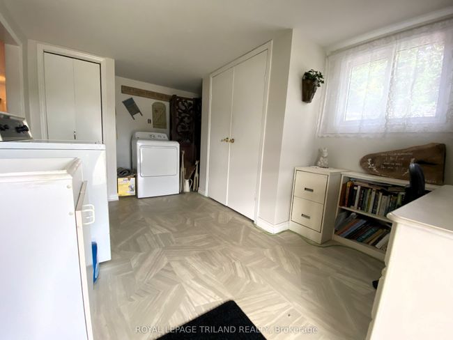 2 - 9951 Northville Cres, Home with 2 bedrooms, 1 bathrooms and 2 parking in Thedford ON | Image 28