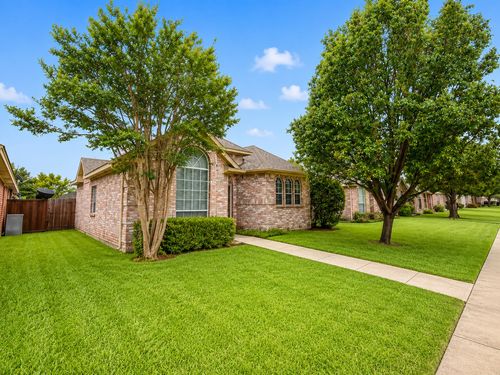2012 Creek Royal Drive, Mesquite, TX, 75181 | Card Image