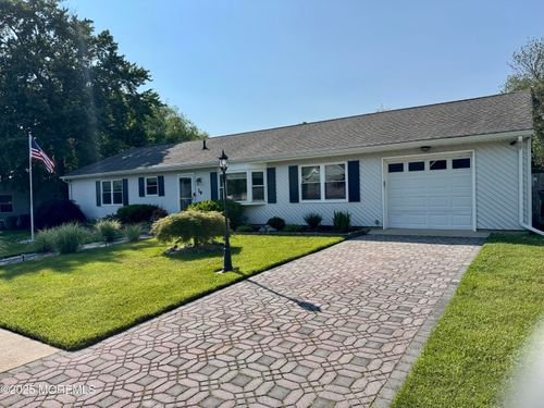 19 Spray Blvd, Neptune, NJ, 07753-2914 | Card Image