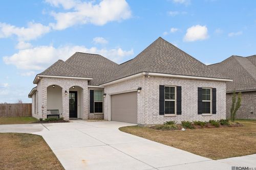 17420 Castle Dr, Prairieville, LA, 70769-5200 | Card Image