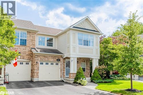 402 Baverstock Cres, Milton, ON, L9T5L1 | Card Image