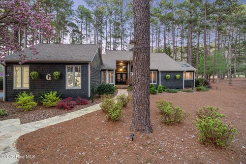 46 Greyabbey Dr, Pinehurst, NC, 28374-6705 | Card Image