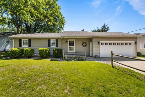 1106 Holiday Dr, Champaign, IL, 61821-4216 | Card Image