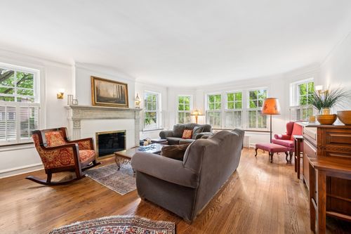 apt-1b-1907 Lincoln St, Evanston, IL, 60201-2210 | Card Image