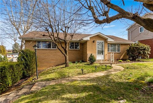 427 Carolina Dr, Oakdale, PA, 15071 | Card Image