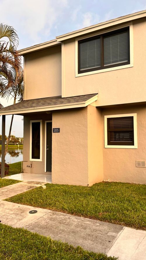 5305 Bayside Dr, Greenacres, FL, 33463-2384 | Card Image
