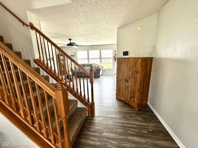 9873 Blue Ridge Way, House other with 3 bedrooms, 3 bathrooms and null parking in Indianapolis IN | Image 7