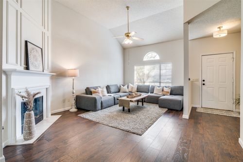 2833 Clearmeadow Dr, Mesquite, TX, 75181-1571 | Card Image