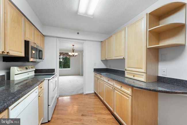 UNIT-503 - 19385 Cypress Ridge Ter, Condo with 2 bedrooms, 2 bathrooms and null parking in LEESBURG VA | Image 22