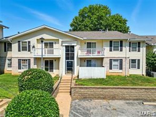 c-1468 Hawks Nest Ct, Saint Charles, MO, 63303-3667 | Card Image