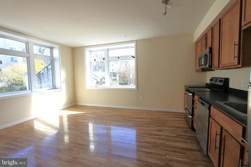 apt-203-525 E Armstrong St, PHILADELPHIA, PA, 19144-1519 | Card Image