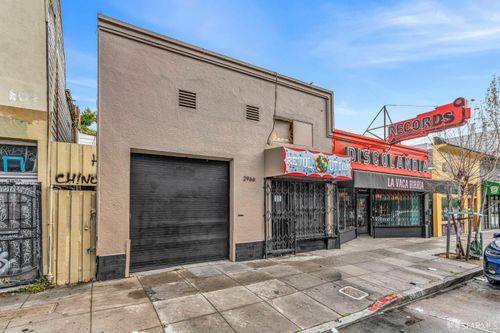 2966 24th St, San Francisco, CA, 94110-4132 | Card Image