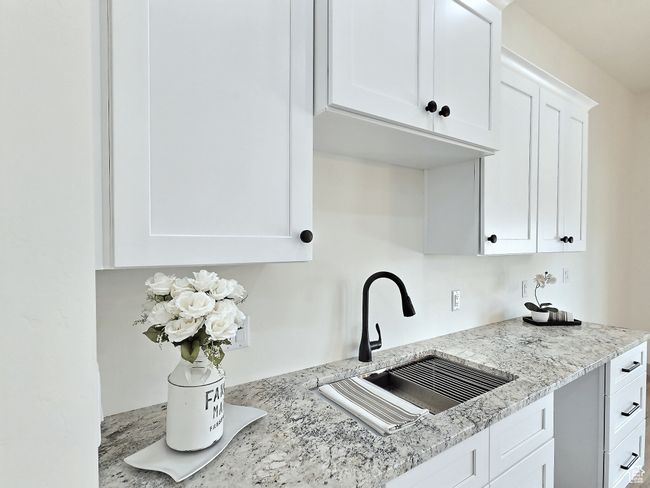 1639 W 1290 N, House other with 3 bedrooms, 2 bathrooms and 6 parking in Maeser UT | Image 6
