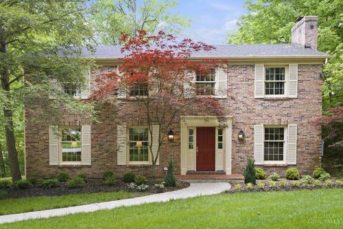 2082 Beech Grove Dr, Cincinnati, OH, 45233-4914 | Card Image