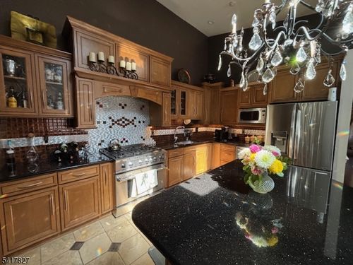 3606 Holman Ct, Bridgewater, NJ, 08807-3525 | Card Image