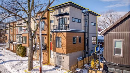 2104 Freeman Ave, Cleveland, OH, 44113-4236 | Card Image