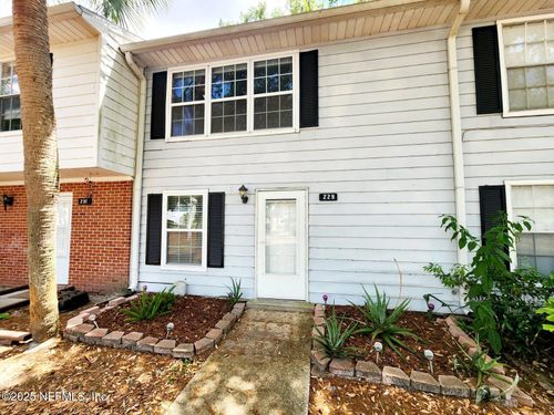 229 Kettering Ct, Orange Park, FL, 32073-5871 | Card Image