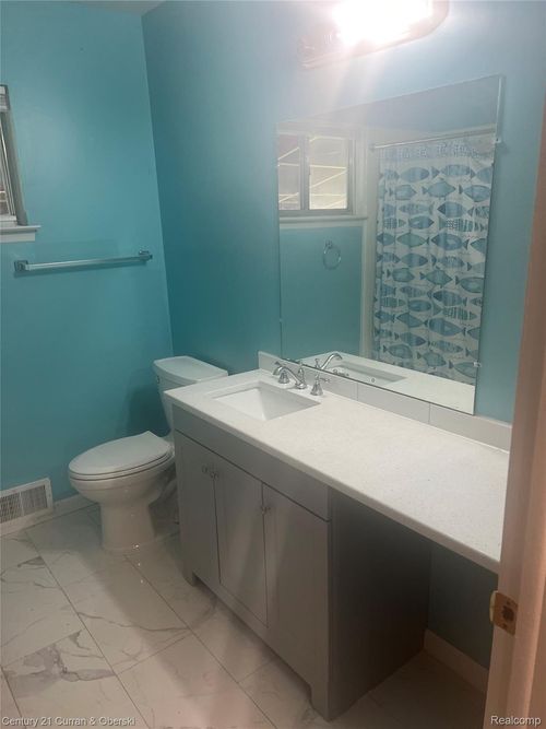 1774 N Carlson St, Westland, MI, 48185-3569 | Card Image