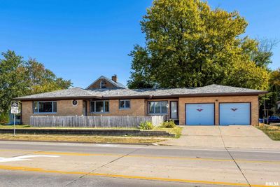 2002 7 Th Street, House other with 2 bedrooms, 2 bathrooms and null parking in Moline IL | Image 1