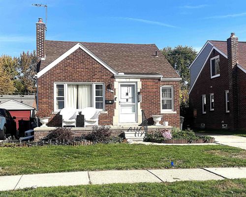 21529 Englehardt Street, St Clair Shores, MI, 48080 | Card Image