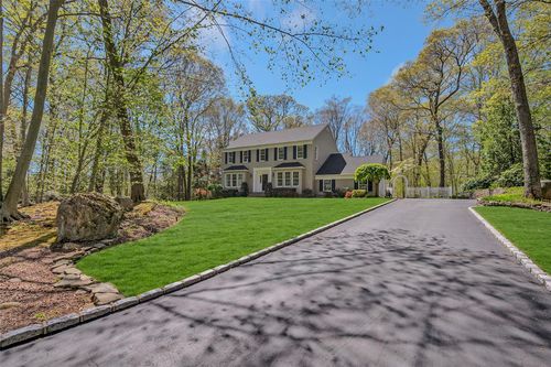 19 Emerald Ln, Wading River, NY, 11792-1705 | Card Image