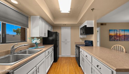 212-3031 N Civic Center Plz, Scottsdale, AZ, 85251-7901 | Card Image