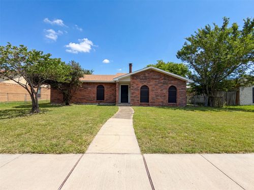 1906 Stockton Trl, Grand Prairie, TX, 75052-2238 | Card Image