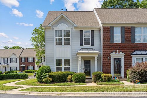 12353 Jessica Pl, Charlotte, NC, 28269-1600 | Card Image