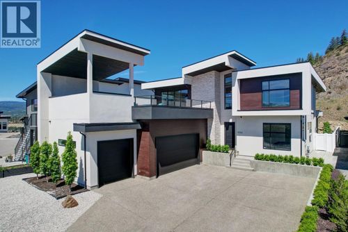 1556 Cabernet Way, West Kelowna, BC, V4T0E1 | Card Image