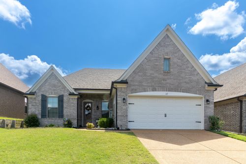 65 Briar Hollow Ln, Oakland, TN, 38060-2504 | Card Image