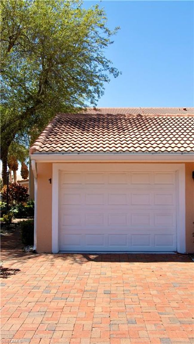 APT-401 - 6600 Beach Resort Dr, Condo with 2 bedrooms, 2 bathrooms and 1 parking in NAPLES FL | Image 18