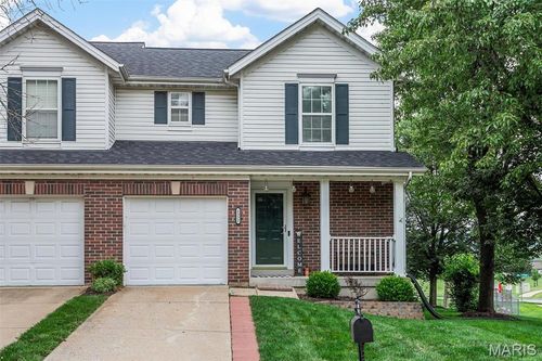 1332 Big Bend Crossing Dr, Manchester, MO, 63088-1277 | Card Image
