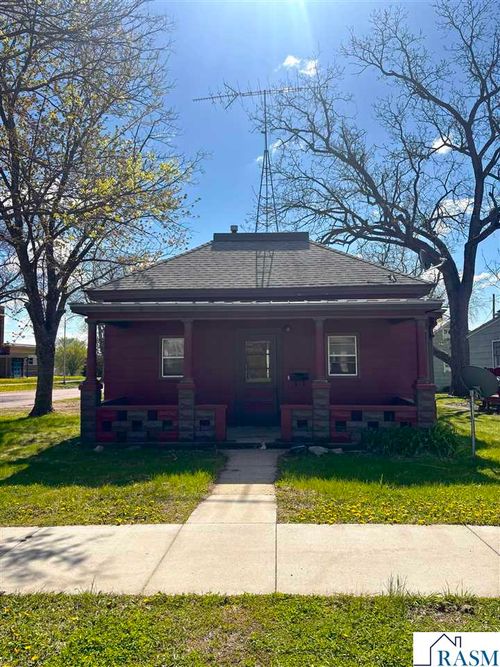 101 S 5th St., Le Sueur, MN, 56058 | Card Image