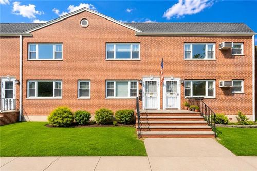 1b-365 Bay 8th St, Brooklyn, NY, 11228-3911 | Card Image