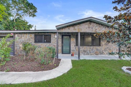 393 Cypress Avenue, West Palm Beach, FL, 33415 | Card Image